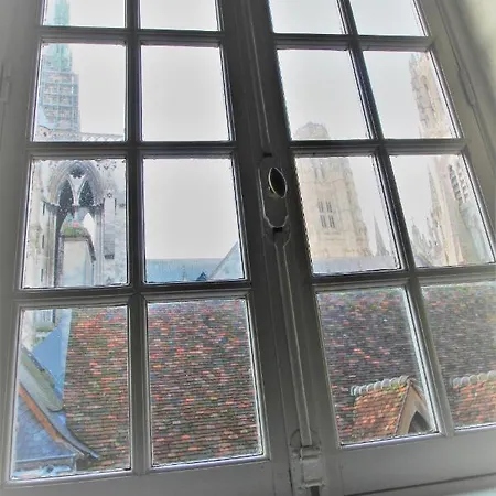 F2 De Charme Au Coeur De Rouen, Vu Unique Sur La Cathedrale * Rouen