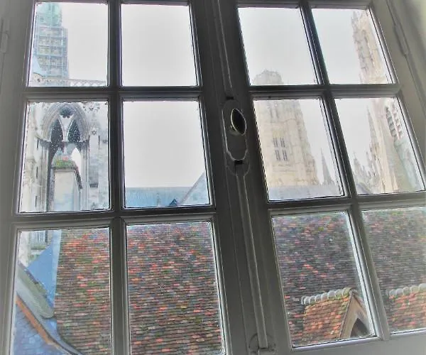 F2 De Charme Au Coeur De Rouen, Vu Unique Sur La Cathedrale * רואן