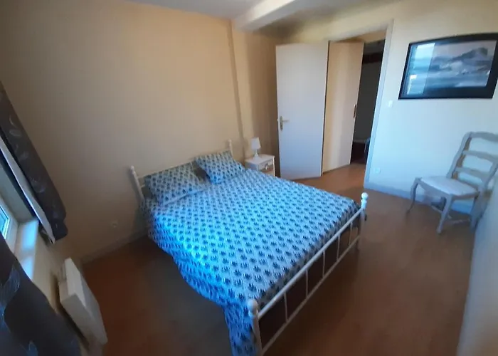 F2 De Charme Au Coeur De Rouen, Vu Unique Sur La Cathedrale Apartment